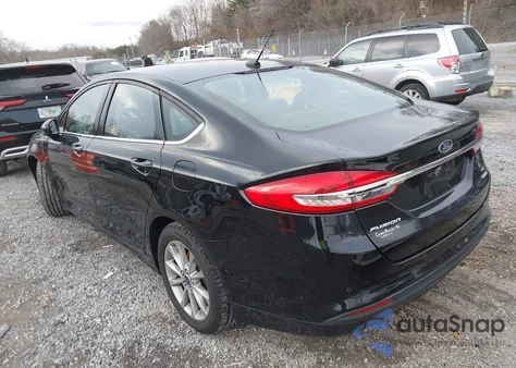 2017 Ford Fusion Se z USA, uszkodzony, nr VIN 3FA6P0HD6HR249739